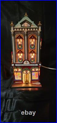 Dept 56 Christmas in the City Seasons Department Store #59201 Item#307