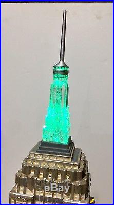 Dept 56 Christmas in the City Series Empire State Building Item 59207 MIB