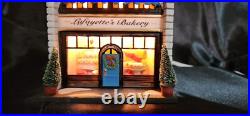 Dept 56 Christmas in the City Series Lafayette's Bakery #58953 Item#319