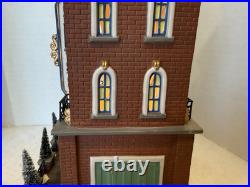 Dept 56 Christmas in the City Series Paramount Hotel 58911 Complete, With Box Dept 56 Christmas in the City Series Paramount Hotel 58911 Complete, With Box