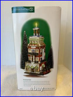 Dept 56 Christmas in the City Series Paramount Hotel 58911 Complete, With Box Dept 56 Christmas in the City Series Paramount Hotel 58911 Complete, With Box