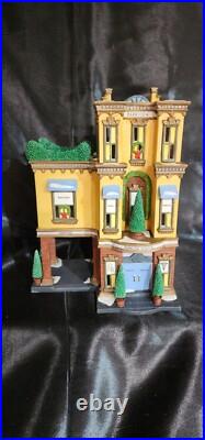 Dept 56 Christmas in the City Series Parkview Hospital #58947 item #326