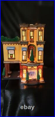 Dept 56 Christmas in the City Series Parkview Hospital #58947 item #326