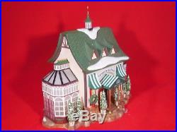 Dept 56 Christmas in the City Series TAVERN IN THE PARK RESTAURANT Illuminated