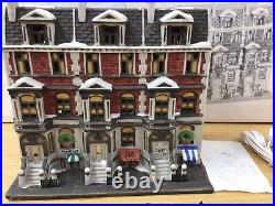 Dept 56 Christmas in the City Sutton Place Brownstones Heritage Village 5961-7