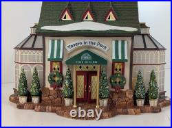 Dept 56 Christmas in the City Tavern In The Park Restaurant 58928 Building