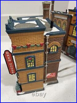 Dept 56 Christmas in the City The Brew House 4036491 & Tapping The Keg 4036498