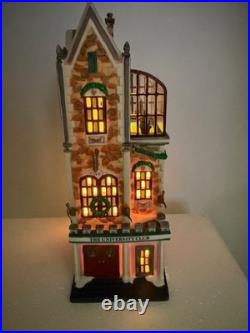 Dept 56 Christmas in the City University Club #58945 NEW