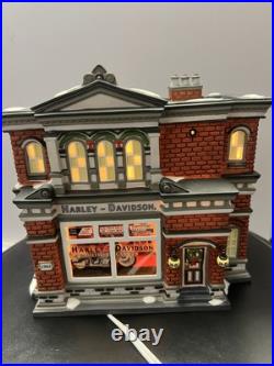Dept 56 Harley Davidson City Dealership 59202 Christmas in the City Series w Box Dept 56 Harley Davidson City Dealership 59202 Christmas in the City Series w Box