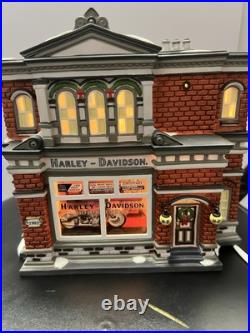 Dept 56 Harley Davidson City Dealership 59202 Christmas in the City Series w Box Dept 56 Harley Davidson City Dealership 59202 Christmas in the City Series w Box