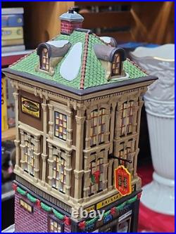 Dept 56 Havana's Cigar Shop Christmas In The City Series Village Withbox & Light