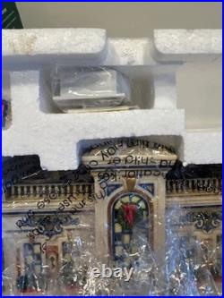 Dept. 56 LENOX CHINA SHOP 56.59263 Christmas In The City New In Box Dept. 56 LENOX CHINA SHOP 56.59263 Christmas In The City New In Box