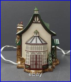 Dept 56 Light-up Tavern In The Park In The City Series Christmas Village
