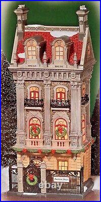 Dept 56 Lot of 2 HARRISON HOUSE + SIDEWALK GAMES St/3 Christmas In The City D56