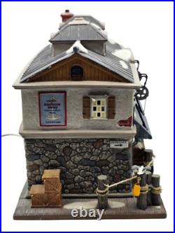 Dept 56 PIER 56 EAST HARBOR Christmas In The City Series Retired 2004