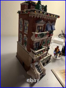 Dept 56 Parkside Holiday Brownstone 2002 Christmas in the City Retired