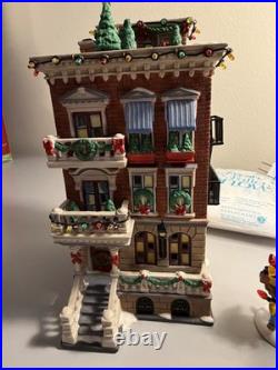 Dept 56 Parkside Holiday Brownstone 2002 Christmas in the City Retired