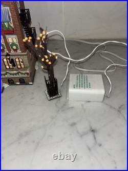 Dept 56 Parkside Holiday Brownstone Christmas in the City Village Lighted House