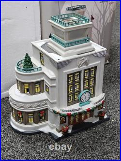 Dept 56 RARE Deerfield Airport Christmas in the City Series Department 56 2013 Dept 56 RARE Deerfield Airport Christmas in the City Series Department 56 2013