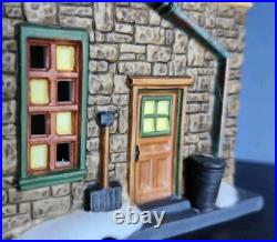 Dept 56 Russian Tea Room Christmas in the City Series 59245 w box, READ