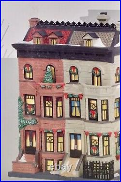 Dept 56 UPPER WESTSIDE BROWNSTONES 6003055 Christmas In The City D56 NYC New