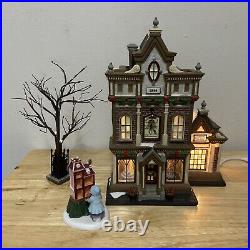 Dept 56 Victoria's Doll House 54874 retired Christmas in the City 2006