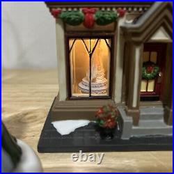 Dept 56 Victoria's Doll House 54874 retired Christmas in the City 2006