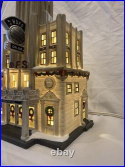Dept 56 WDFS Radio Christmas In The City Village Accessories Set of 2