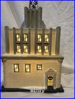 Dept 56 WDFS Radio Christmas In The City Village Accessories Set of 2