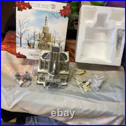 Dept 56 WDFS Radio Christmas In The City Village Accessories Set of 2. Nice