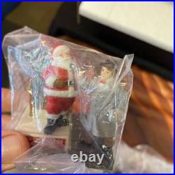 Dept 56 WDFS Radio Christmas In The City Village Accessories Set of 2. Nice