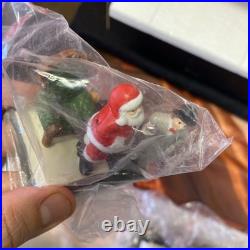 Dept 56 WDFS Radio Christmas In The City Village Accessories Set of 2. Nice
