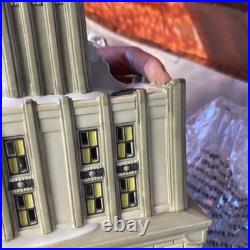 Dept 56 WDFS Radio Christmas In The City Village Accessories Set of 2. Nice