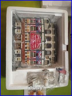 Dept 56 Wrigley Field Chicago Cubs 2001 Christmas in the City COMPLETE WITH BOX