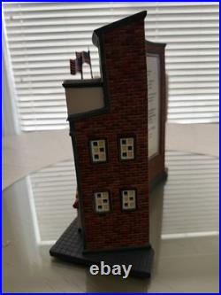 Dept 56 Wrigley Field Chicago Cubs 2001 Christmas in the City COMPLETE WITH BOX
