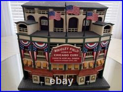 Dept 56 Wrigley Field Chicago Cubs 2001 Christmas in the City COMPLETE WITH BOX