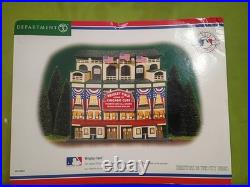 Dept 56 Wrigley Field Chicago Cubs 2001 Christmas in the City COMPLETE WITH BOX