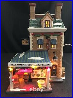 EUC DEPT 56 CIC CHRISTMAS IN THE CITY EAST HARBOR FISH CO. 58946 LIGHTS UP w BOX