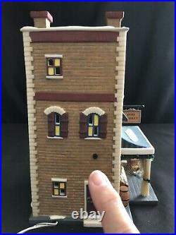 EUC DEPT 56 CIC CHRISTMAS IN THE CITY EAST HARBOR FISH CO. 58946 LIGHTS UP w BOX