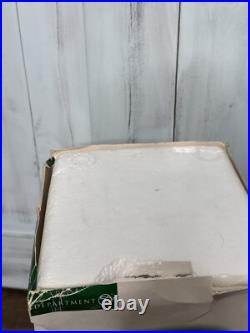 EUC Department 56 Christmas in the City Radio City Music Hall with Box, Works
