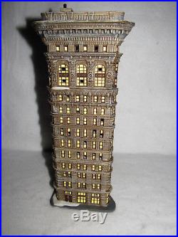 Flatiron Building Dept. 56 Christmas In The City Lighted House #59260 Mib