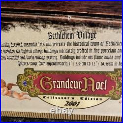 Grandeur Noel Collectors Edition 2001 Bethlehem Village Nativity Christmas