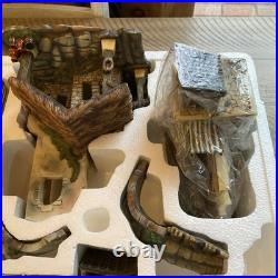 Grandeur Noel Collectors Edition 2001 Bethlehem Village Nativity Christmas