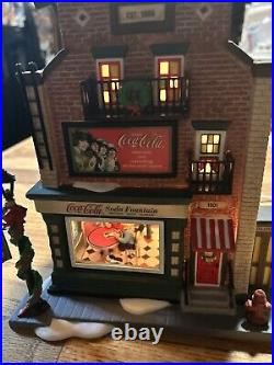 Hallmark Dept 56 Christmas In The City Cocoa Cola Soda Fountain MIB W Light