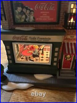 Hallmark Dept 56 Christmas In The City Cocoa Cola Soda Fountain MIB W Light