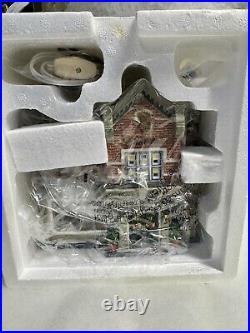 NEW Dept 56 Hensly Cadillac & Buick 56.59235 Christmas In The City Series