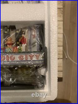 RARE! Dept. 56 Christmas In The City RADIO CITY MUSIC HALL Never Displayed