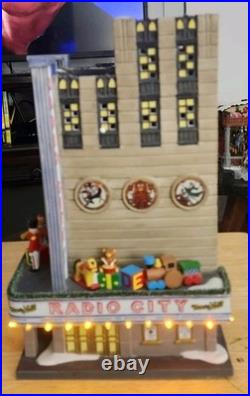 Rare Dept 56 Radio City Music Hall Christmas In The City READ DESCRIPTION Rare Dept 56 Radio City Music Hall Christmas In The City READ DESCRIPTION
