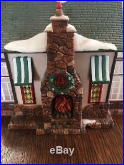 Tavern in the Park Restaurant Dept 56 Christmas in the City Village 58928 snow