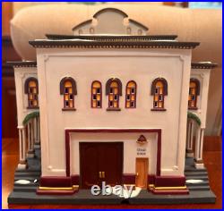 The Majestic Theater Dept 56-Christmas in the City -used-mint condition